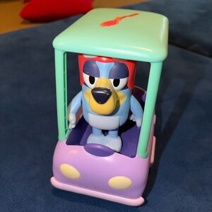 Bluey granny car and Janet